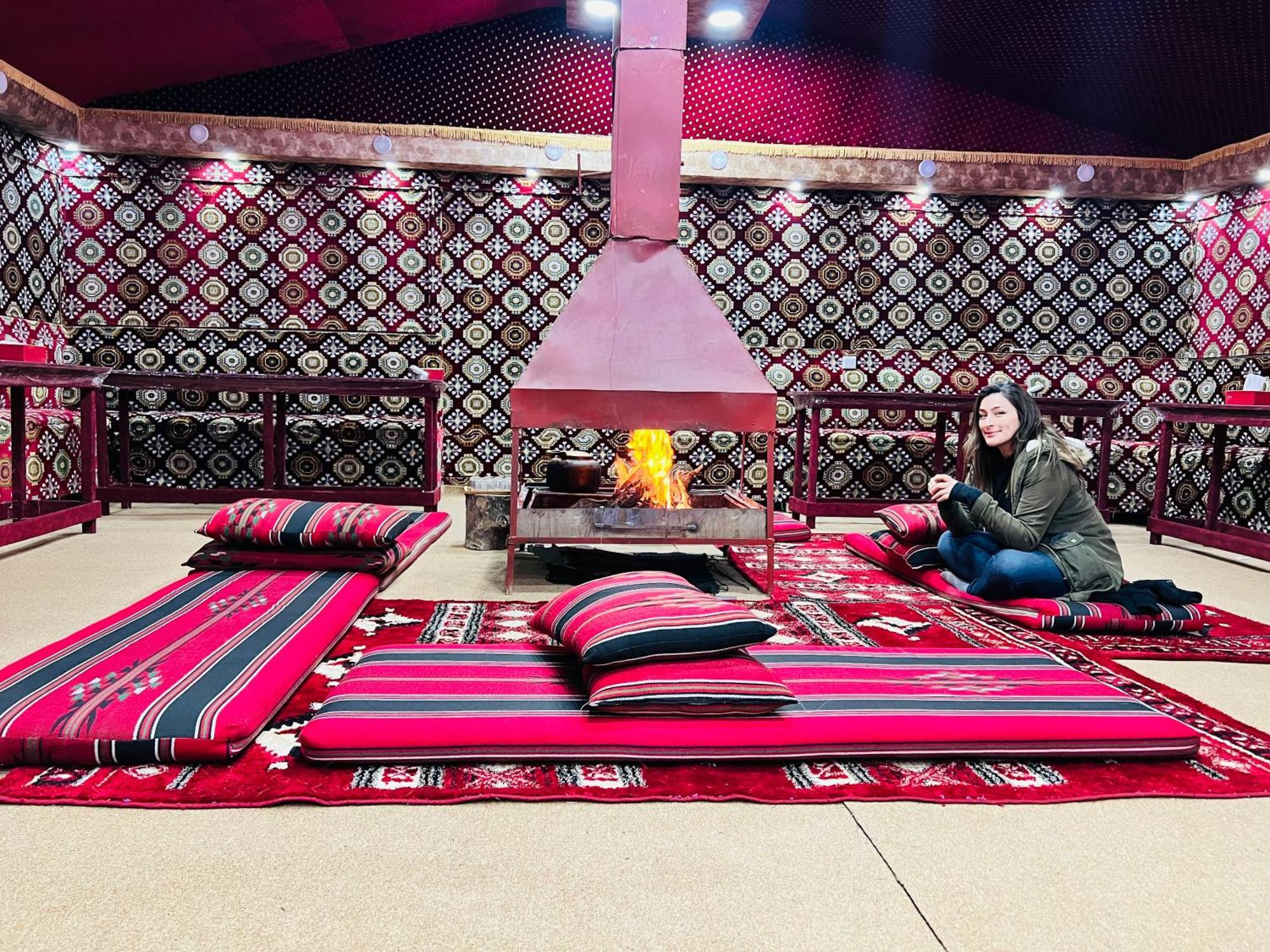 Wadi Rum Bubble Camp & Tour Extérieur photo